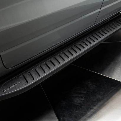 Stalowe Stopnie Boczne - Styl TRX - Zestaw (RAM 1500 19-23)