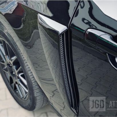 GT/CS Side Scoops (MUSTANG 10-14 all)