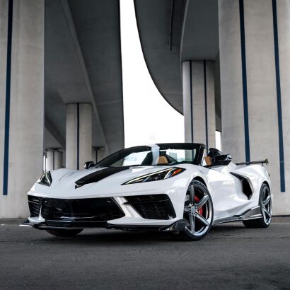 V1 Style Side Skirts - Gloss Black (CORVETTE 20-24 C8)