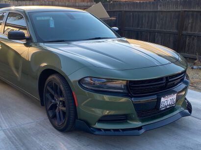 V2 Style Chin Spoiler - Gloss Black (CHARGER 15-23 SXT, RT)