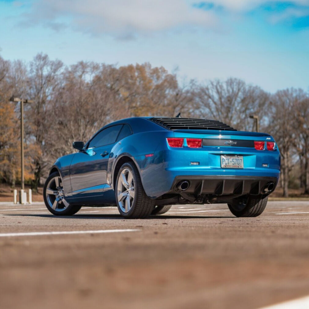 Diffuser with Fins - OE Style (CAMARO 10-13)