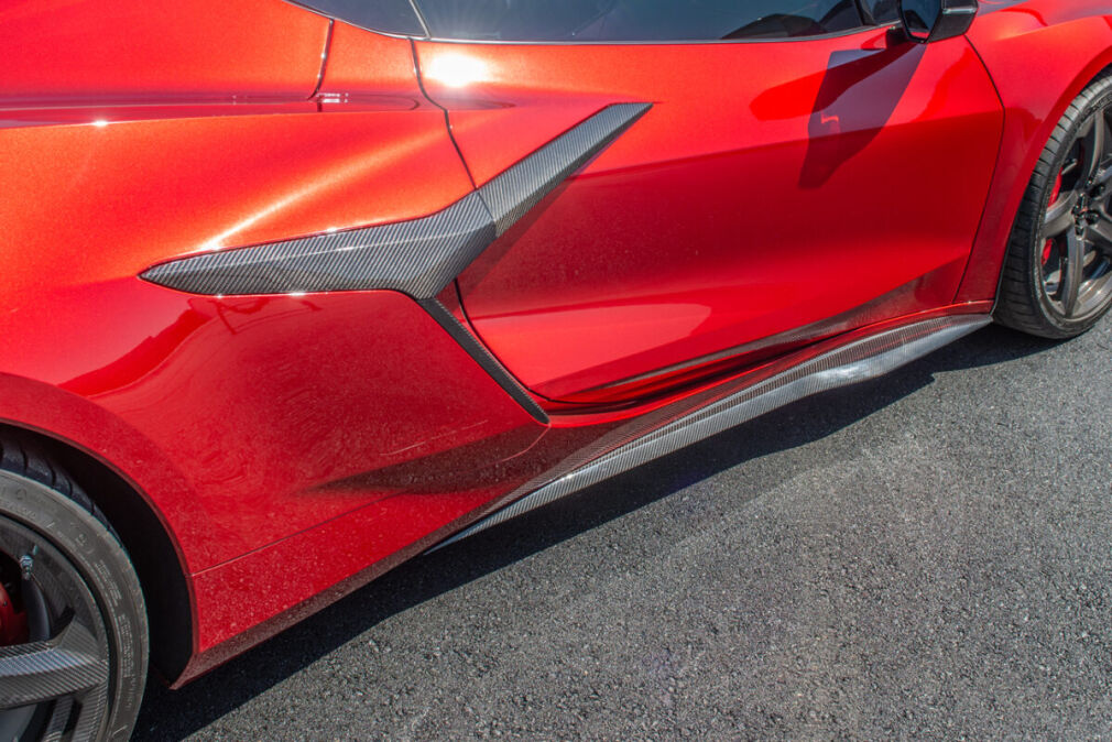 Dokładki Progów – Carbon (CORVETTE C8 23-24 Z06)