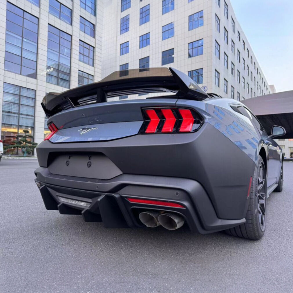 Rear Spoiler Performance w/Gurney Flap - Matte Black - Dark Horse Style (MUSTANG 24-25)