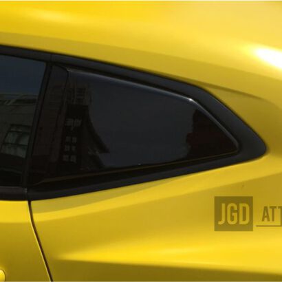 Quarter Window Scoops - Gloss Black (CAMARO 16-21 all)