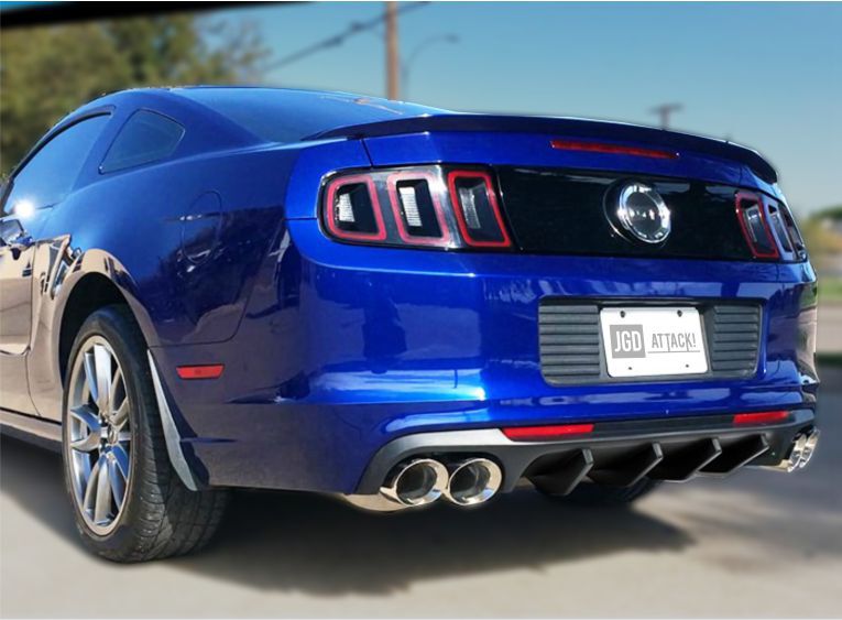 SHELBY Style Quad Hole Rear Bumper Diffuser (MUSTANG 13-14 V6, GT)