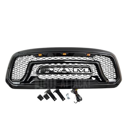 Grill Atrapa Przedniego Zderzaka LED - Styl Rebel - Czarny Połysk (RAM1500 13-18)