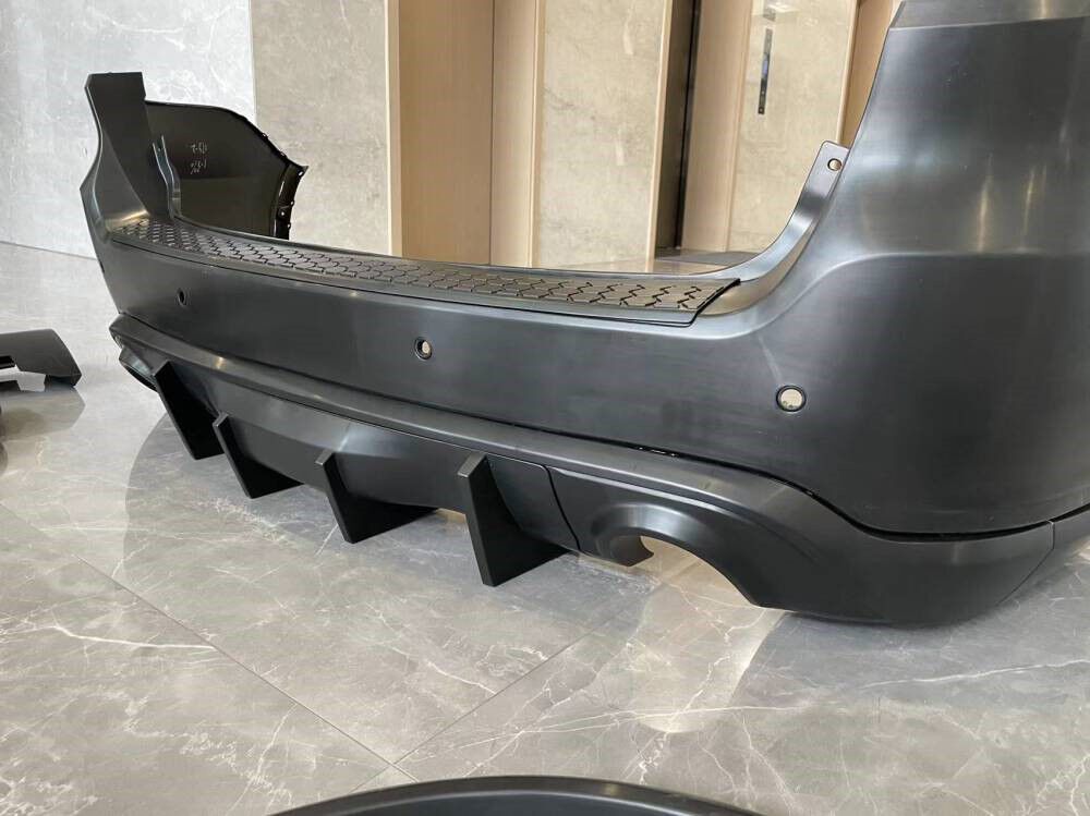 2021 SRT HELLCAT Style Rear Bumper + Diffuser (DURANGO 14-23)