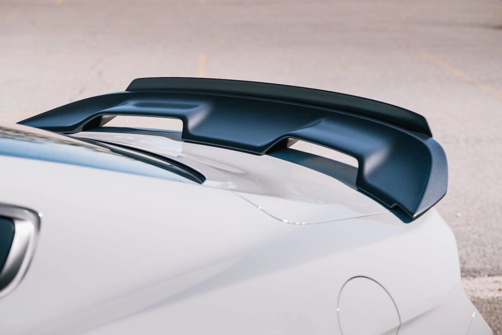 Spoiler Tylnej Klapy MACH1/GT500 Styl + Gurney Flap (MUSTANG 15-22)