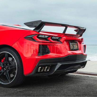 Wysoki Spoiler Tylnej Klapy – Carbon (CORVETTE 20-24 C8 Stingray)