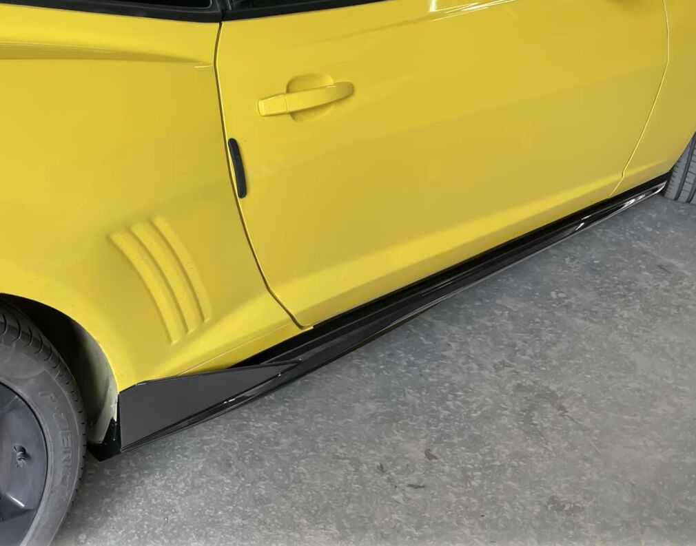 IKON Side Skirts - Gloss Black (CAMARO 10-15)