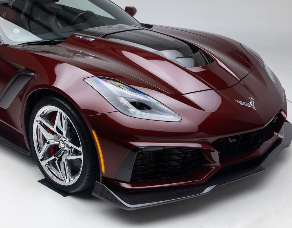 Maska Aluminiowa ZR1 Styl (CORVETTE C7 14-19)