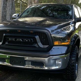 Upper Grille with LED – Rebel Style – Matte Black (RAM 1500 13-18) - 2