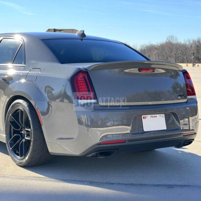 Rear Bumper + Reflectors + Strip - SRT style (300 15-23)