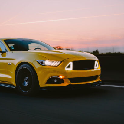 LED Upper Grille (MUSTANG 15-17 Ecoboost, GT, V6)