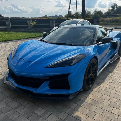 Zderzak Przedni Z06 Styl - Zestaw (CORVETTE C8 20-23 Stingray)