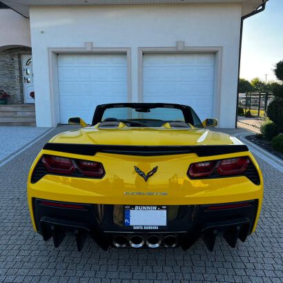 Rear Bumper Diffuser With Fins - Gloss Black (CORVETTE C7 14-19)
