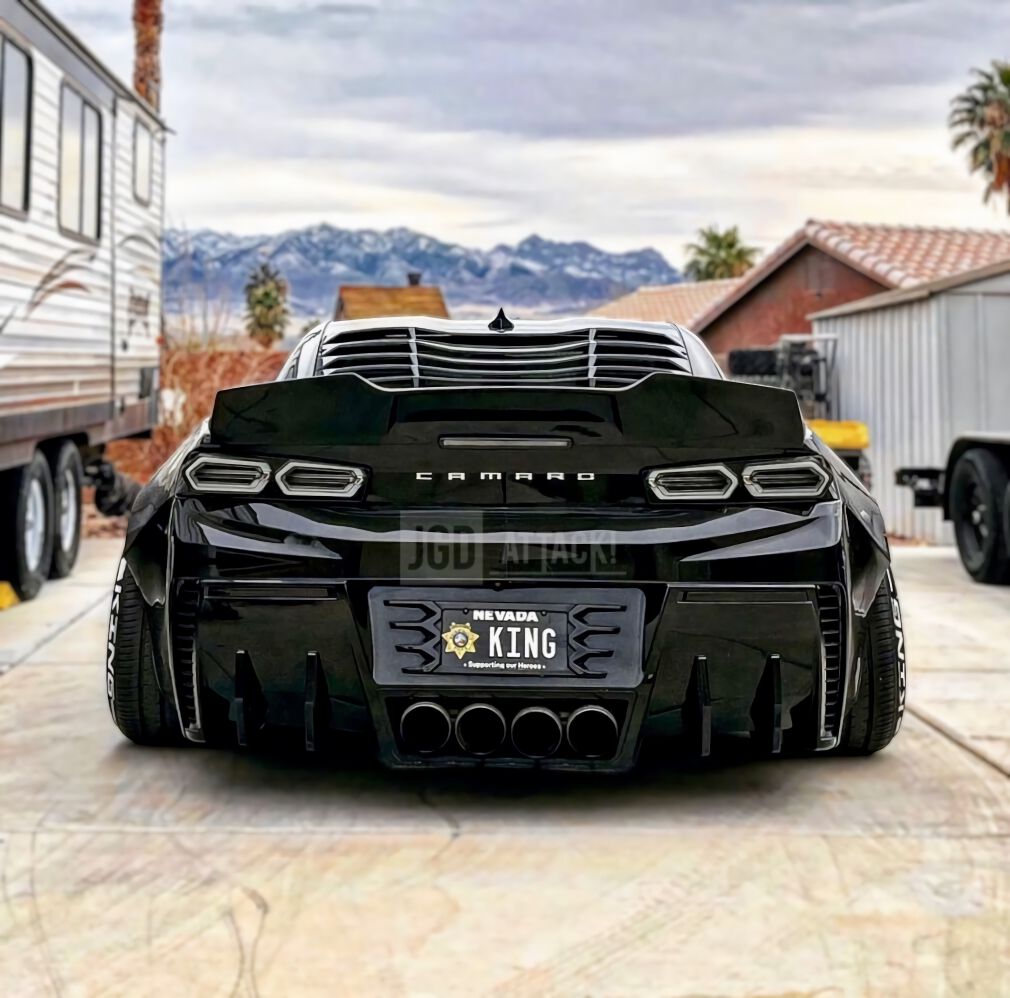 Rear Bumper Kit - Corvette Style (CAMARO 16-18)