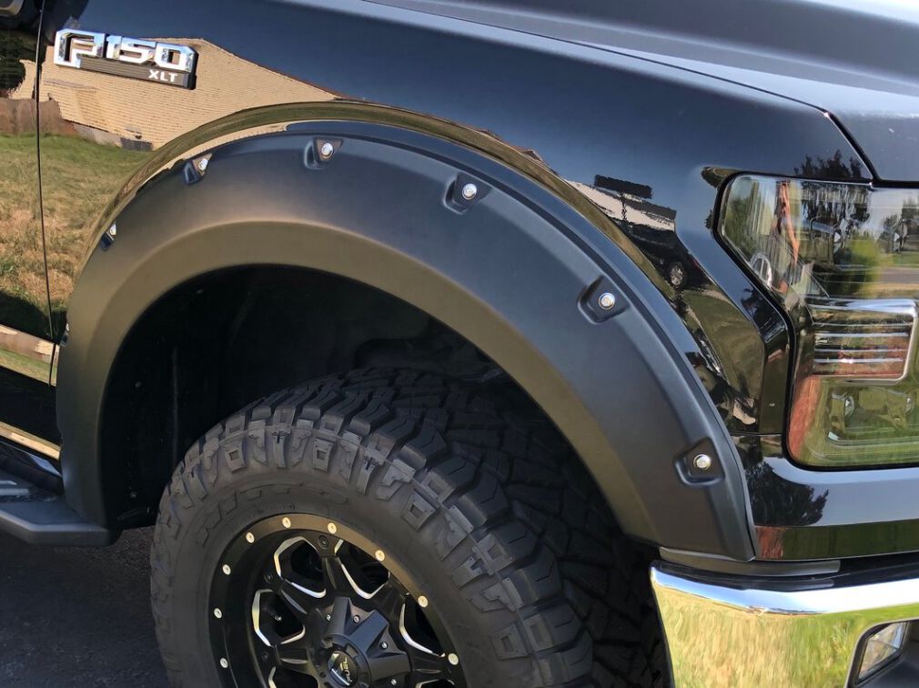 Pocket Rivet Style Fender Flares - Textured (F150 15-18)