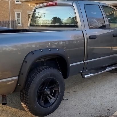 Pocket Rivet Style Fender Flares - Textured (RAM 1500 2500 3500 02-08)