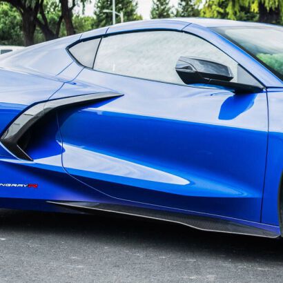 Side Skirts – Carbon Fiber (CORVETTE 20-24 C8 Stingray)