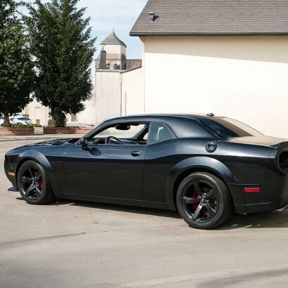 Wide Body – Zestaw Poszerzający Nadkola (CHALLENGER 15-23 HELLCAT)